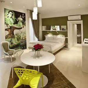 Opera Relais De Charme - Apartahotel