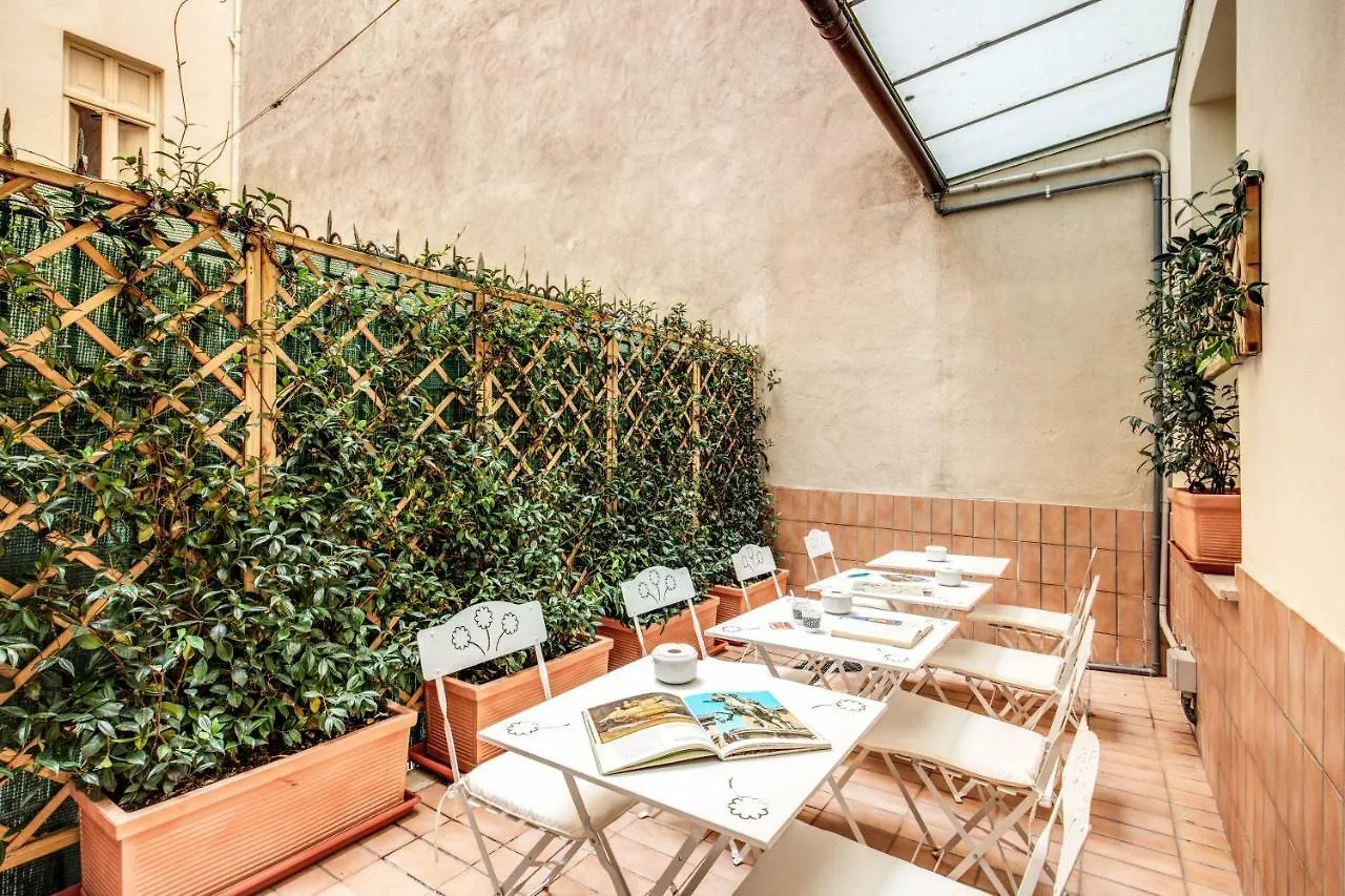 *** Guest house Casa Carra Hotel Rome Italy